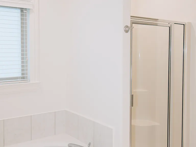 5304 Wolfpen Woods Dr — Photo 25