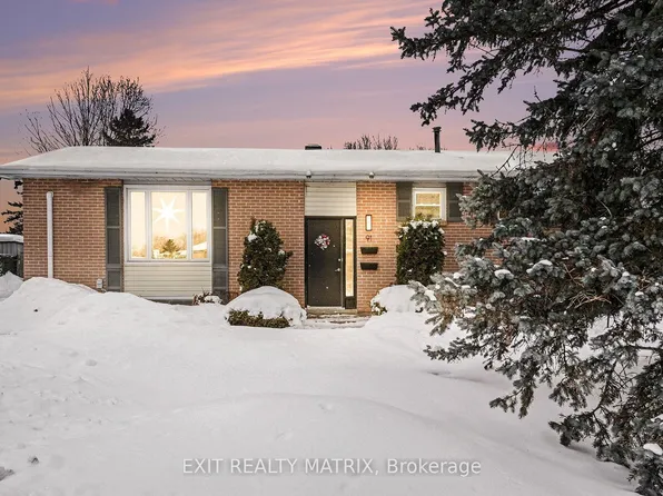 91 Sheldrake Dr, Ottawa, ON K2L 1T1