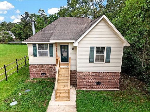 3rd image of 4390 Gum Dr