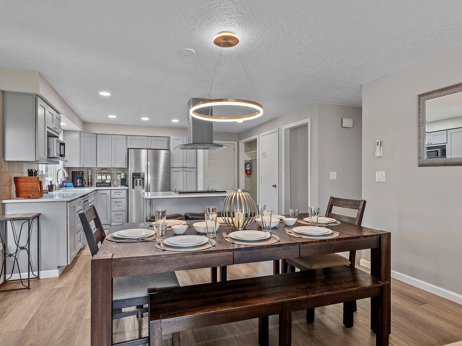 4 bed, 2300 sqft, $2,800 — Photo 4