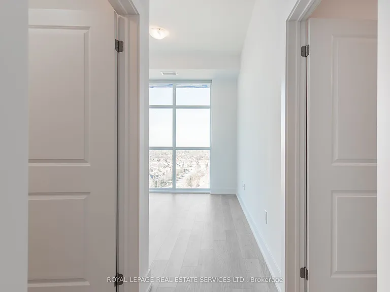 460 Dundas St E #1205 — Photo 21