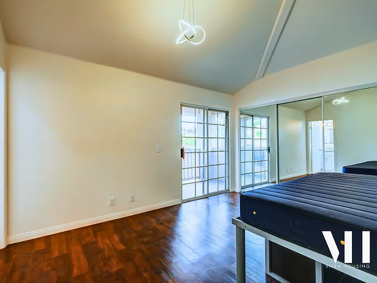 Apt A-E | 3 Bed 2.5 Bath | Half bath on first floor. Hardwood throughout, deck/balcony on 1st floor, private balcony in largest bedroom on second floor. All Stainless appliances, tons of windows, large bedrooms, tons of storage, internet included!