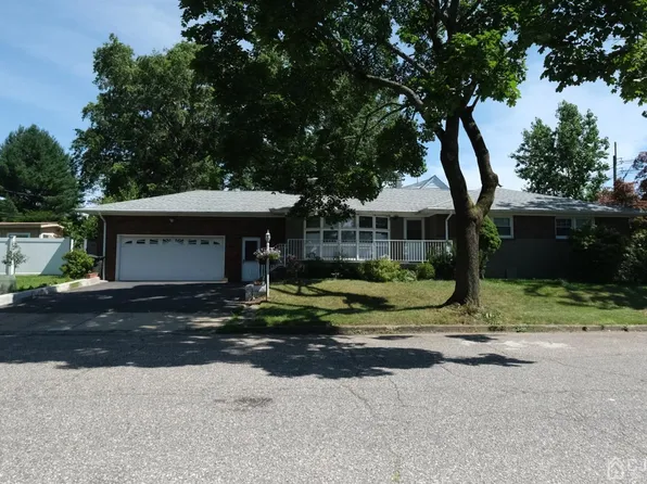 453 2nd St, Dunellen, NJ 08812