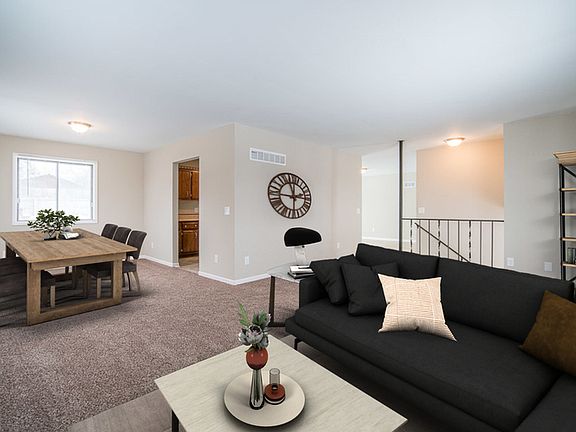 3rd image of 1640 Terry Dale Dr