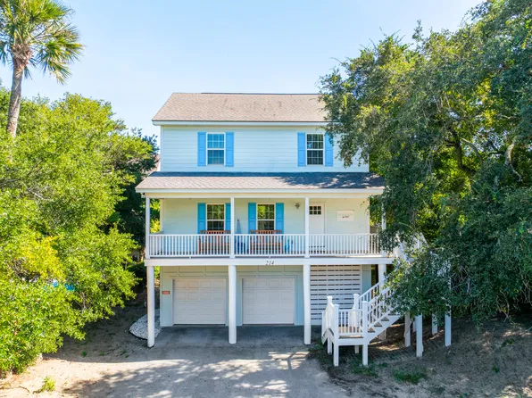 214 W Cooper Ave, Folly Beach, SC 29439