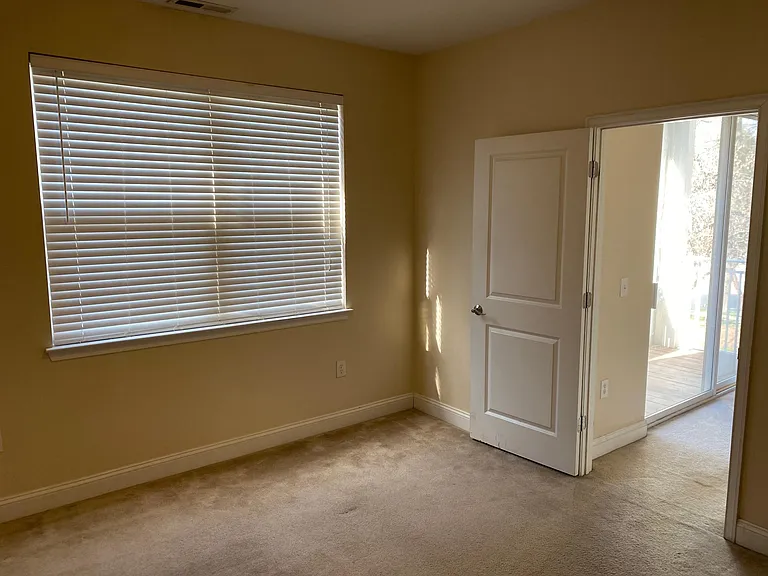 1308 Kenilworth Ave #420 — Photo 14