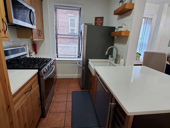 2nd image of 35-39 51st St #A1