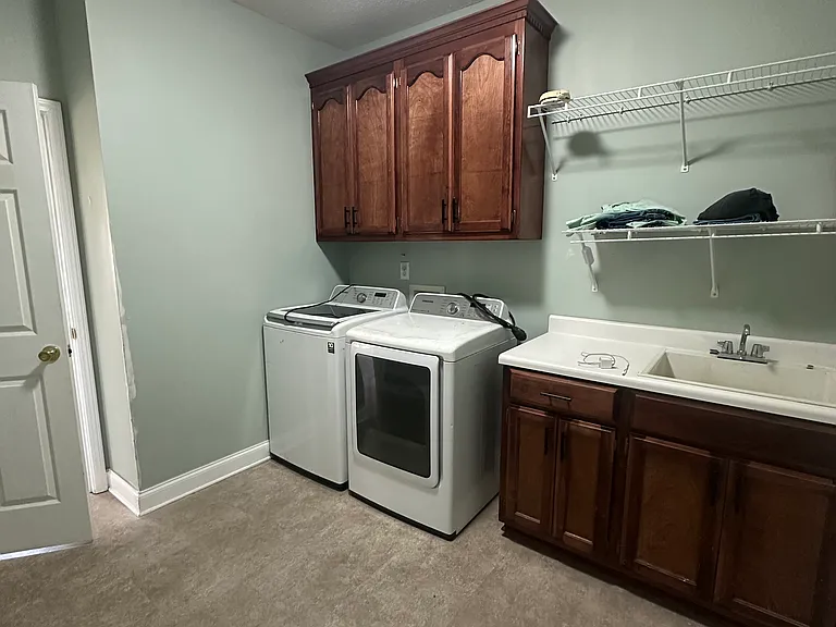 104 Elderberry Ct — Photo 18