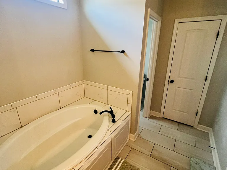 1380 Battles Rd — Photo 6