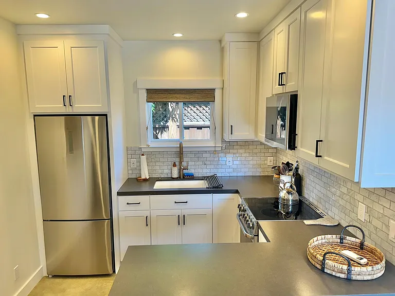 17983 Los Banos Dr — Photo 5