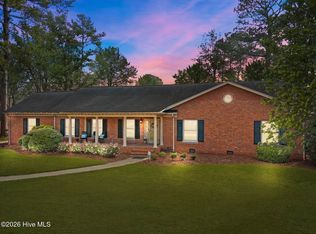 211 Churchill Dr, Greenville, NC 27858