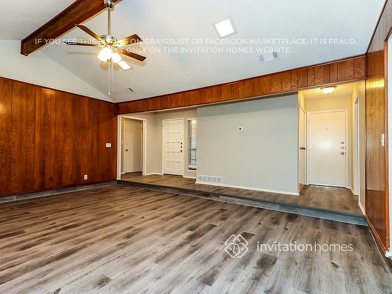 5411 Rimrock Ct — Photo 3