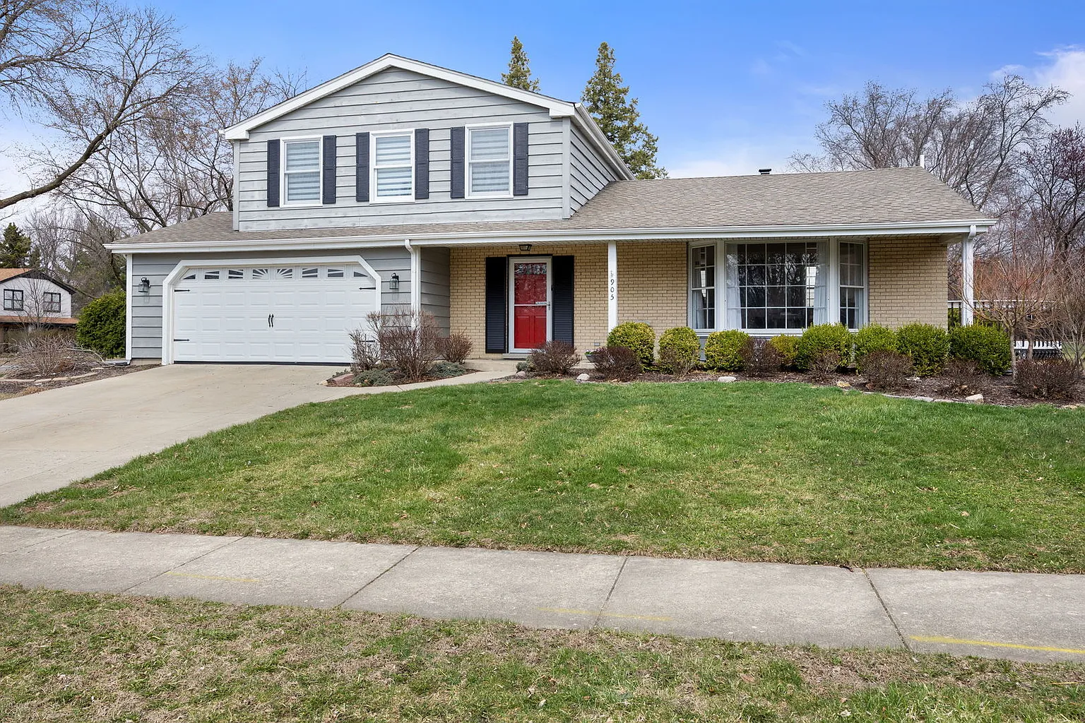 905 Kennebec Ln photo 1