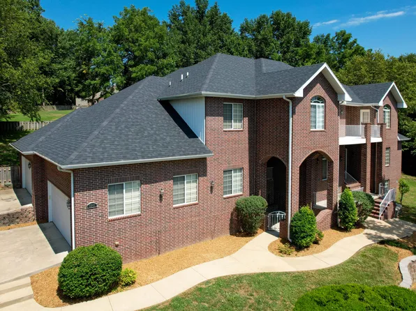 1241 W Stone Meadow Way, Springfield, MO 65810