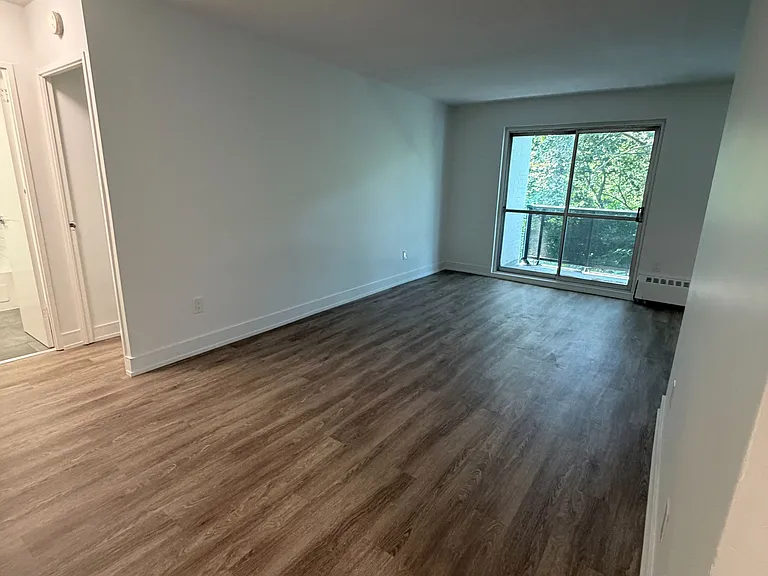 7 Albert St #403 — Photo 6