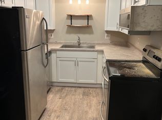 1501 F Ave NW #1A, Cedar Rapids, IA 52405