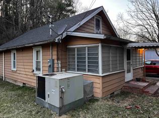 380 E Grafton Rd, Fairmont, WV 26554