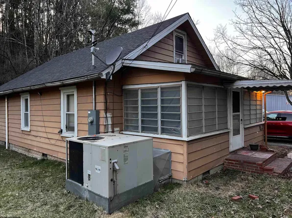 380 E Grafton Rd, Fairmont, WV 26554