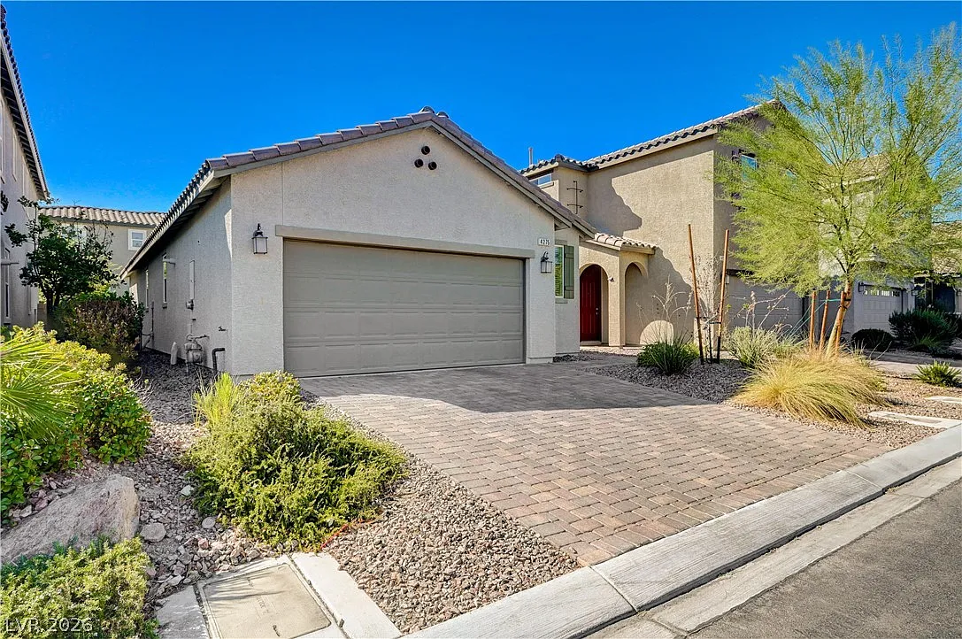 2 bed, 2.0 bath, 1194 sqft, $1,850 — Photo 2