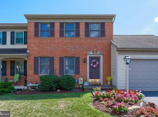 11 Duffield Dr, Lititz, PA 17543