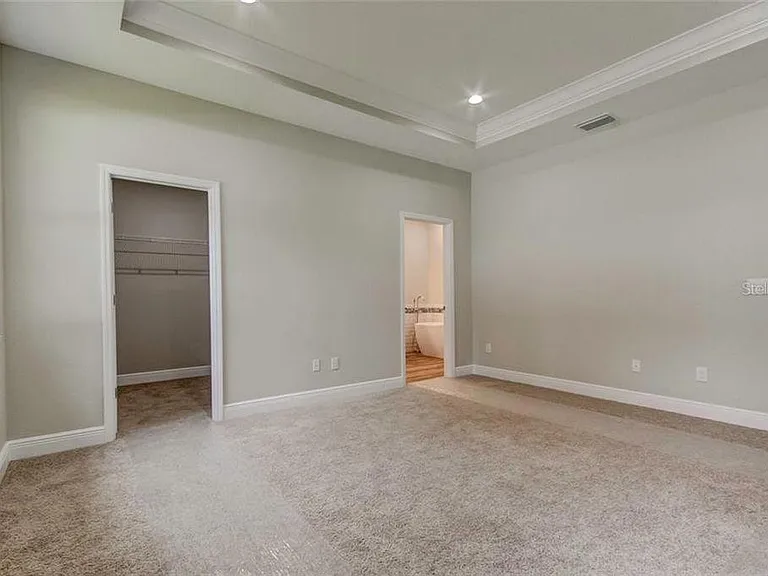 2309 W Saint John St — Photo 16