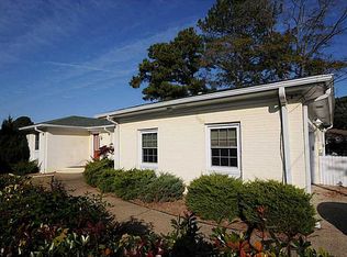 2724 Canal Rd, Virginia Beach, VA 23451
