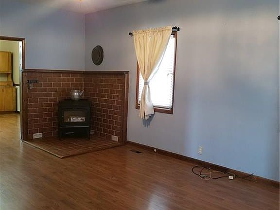 3rd image of 5755 N County Road 1400e