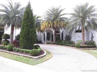 612 SW 156th Ave, Pembroke Pines, FL 33027