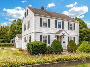 18 Poole St, Woburn, MA 01801
