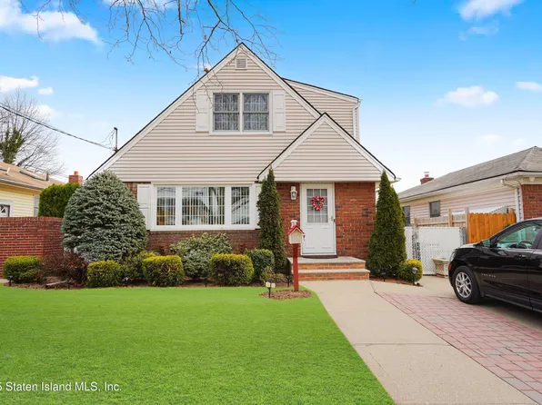 34 Osage Ln, Staten Island, NY 10312