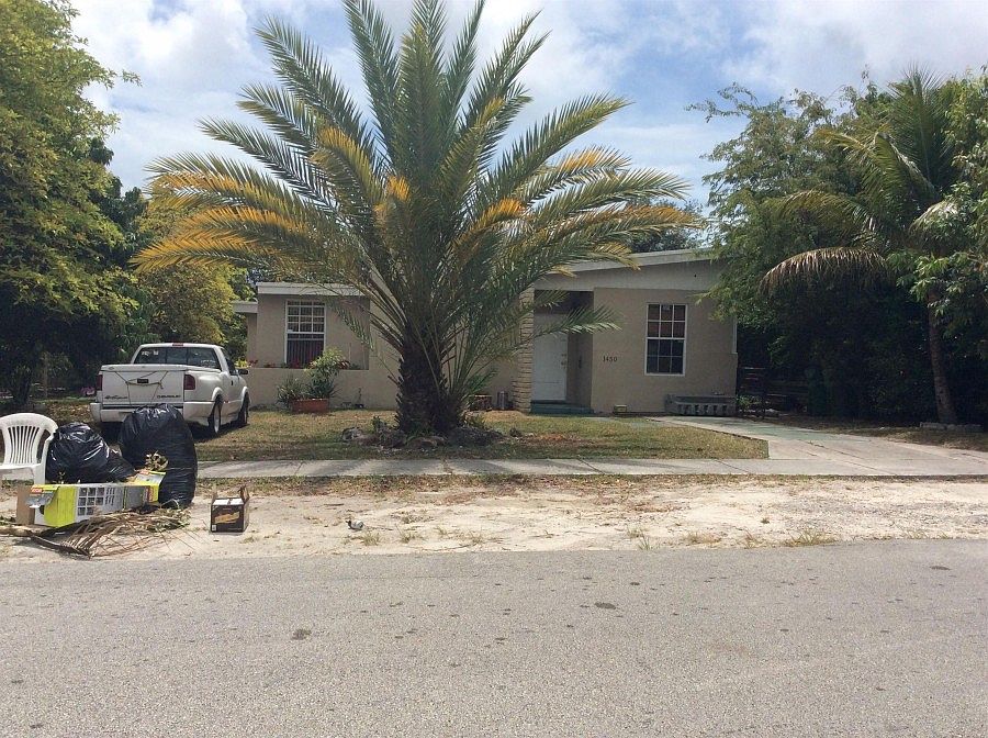 1st image of 1450 NE 139th St