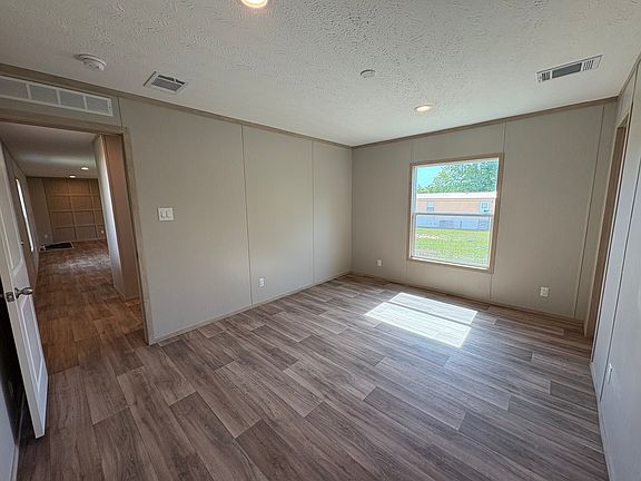 5th image of 1128 S Gay Ave #86