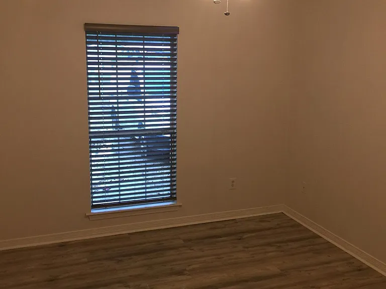 6958 Viola Rd — Photo 2