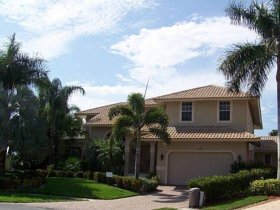 2nd image of 782 Pelican Ct