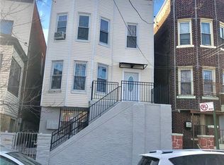 1823 Amethyst Street, Bronx, NY 10462