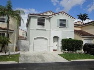 11235 Secret Woods Dr, Cooper City, FL 33026