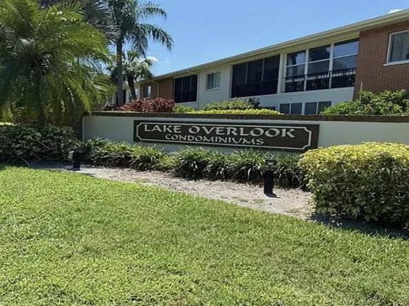 4550 Overlook Dr NE APT 153, Saint Petersburg, FL 33703