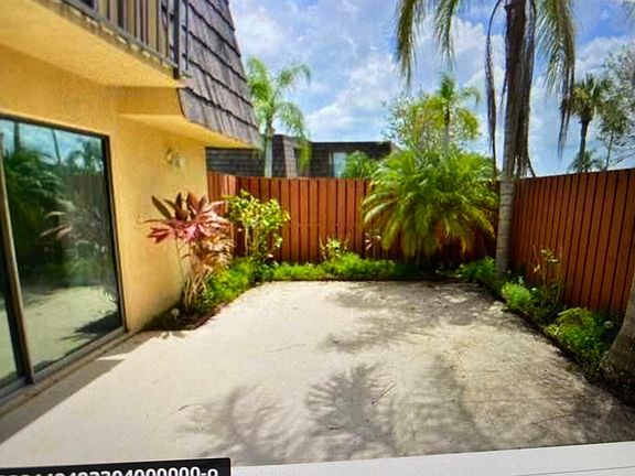 3rd image of 5742 SE Windsong Lane