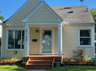 8740 Saratoga St, Oak Park, MI