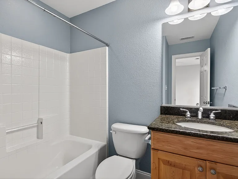 1136 Arlynn Ln — Photo 17