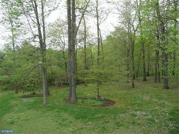 2nd image of 408 Foxcroft Dr