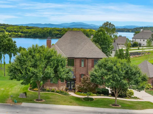 105 Breakers Dr, Vonore, TN 37885