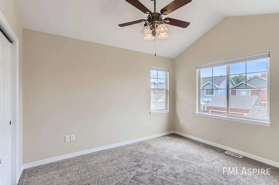 Building Photo - 308 Sweet Valley Ct