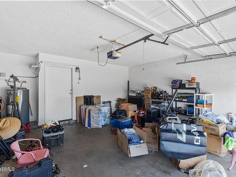 4716 W Christy Dr — Photo 10