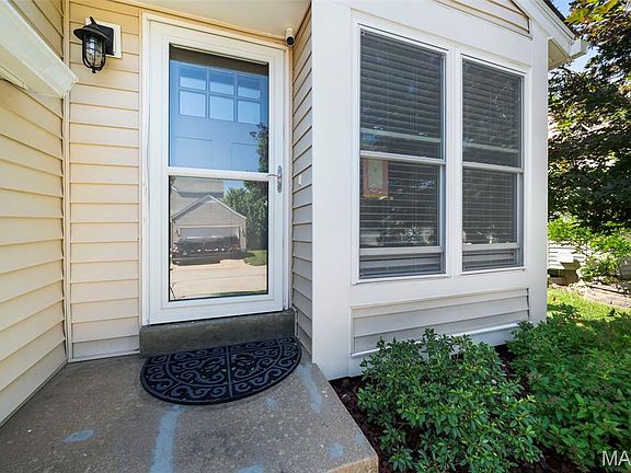 4th image of 170 Cascade Terrace Dr