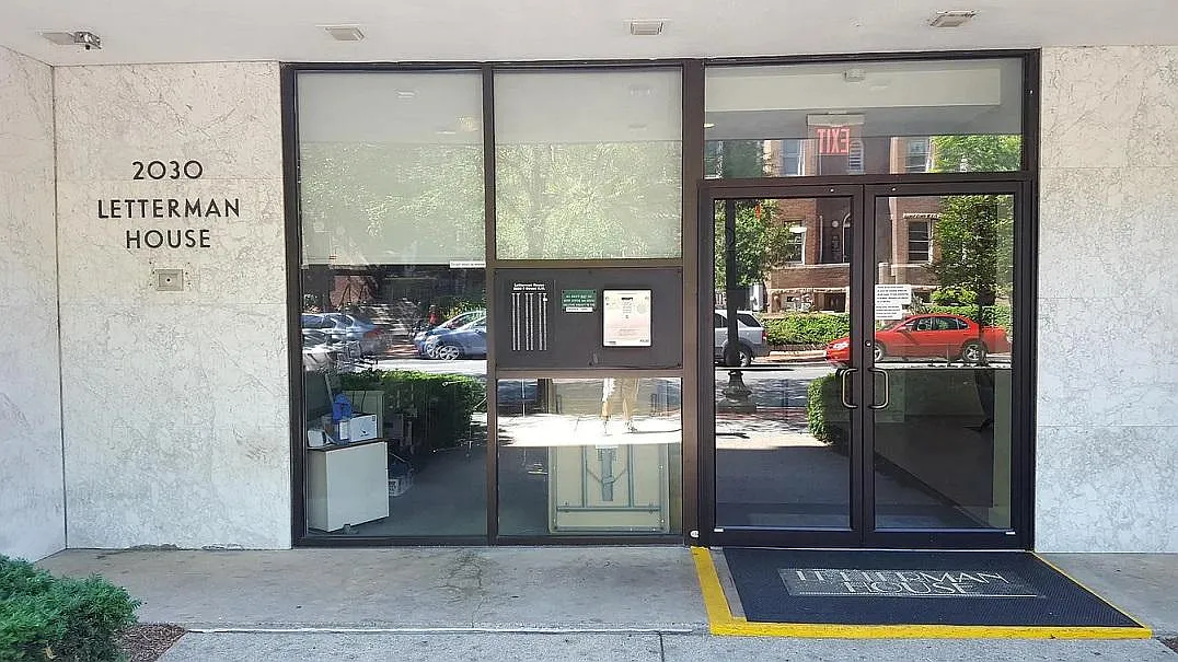 Studio, 505 sqft, $2,300 — Photo 2