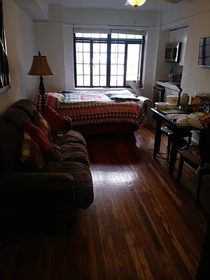 Rented by Tudor Realty | media 11