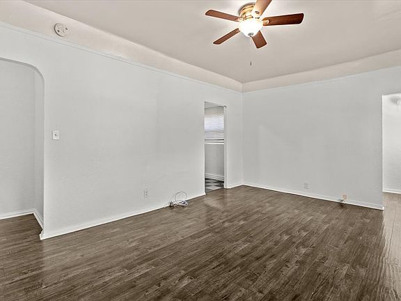 4th image of 1010 N Madison Ave #D0b52cfdb