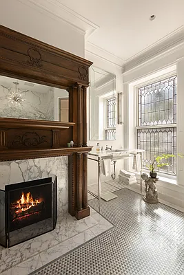 Sold by SERHANT. | media 19