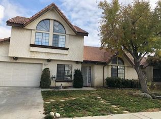 37732 Smoke Tree St, Palmdale, CA 93552
